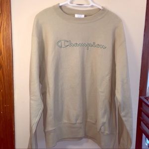 Champion x Urban Outfitters Crewneck